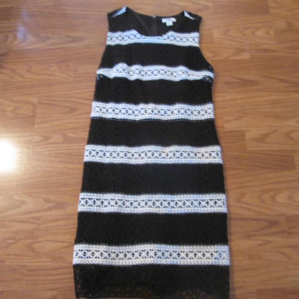 Cato Size 10 Black White stripe dress sleeveless